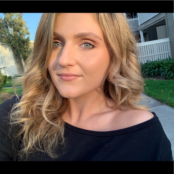 Meet your Posher, Analise - Picture 1 of 1